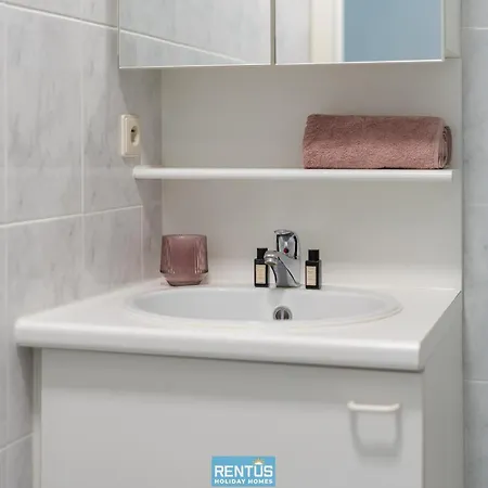 Seaview - Family-friendly Near The アパート *