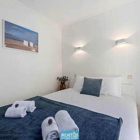 アパート Seaview - Family-friendly Near The