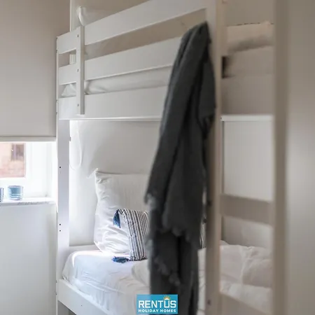 Seaview - Family-friendly Near The